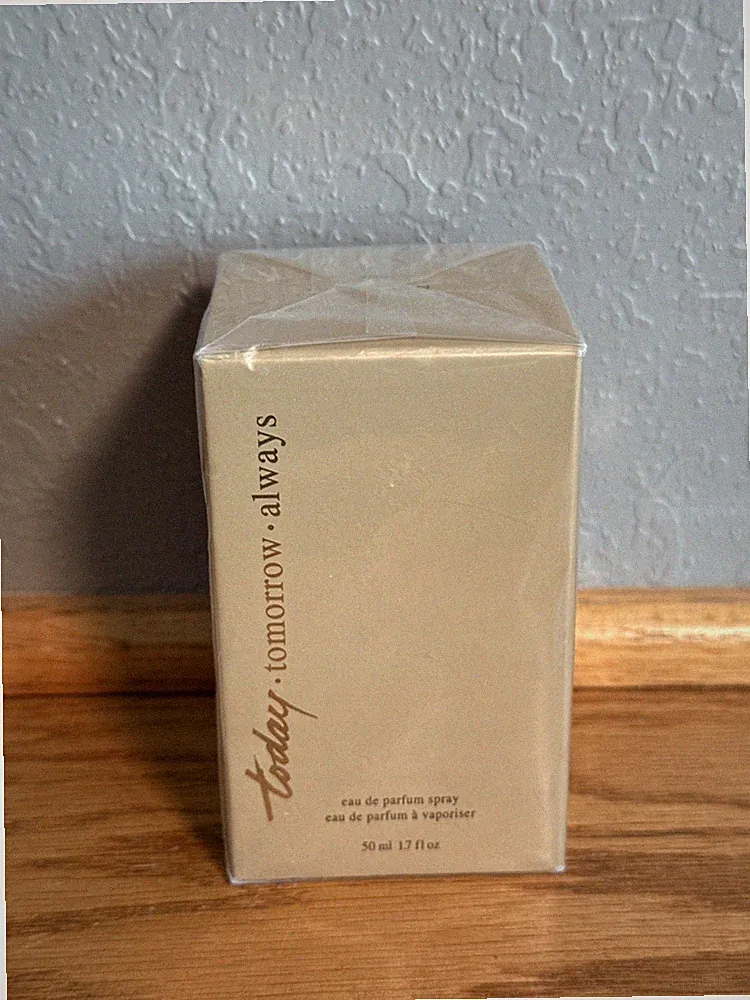 Avon Today Tomorrow Always Perfume EDP Spray 1.7 fl oz /FREE TRAVEL SPRAY New