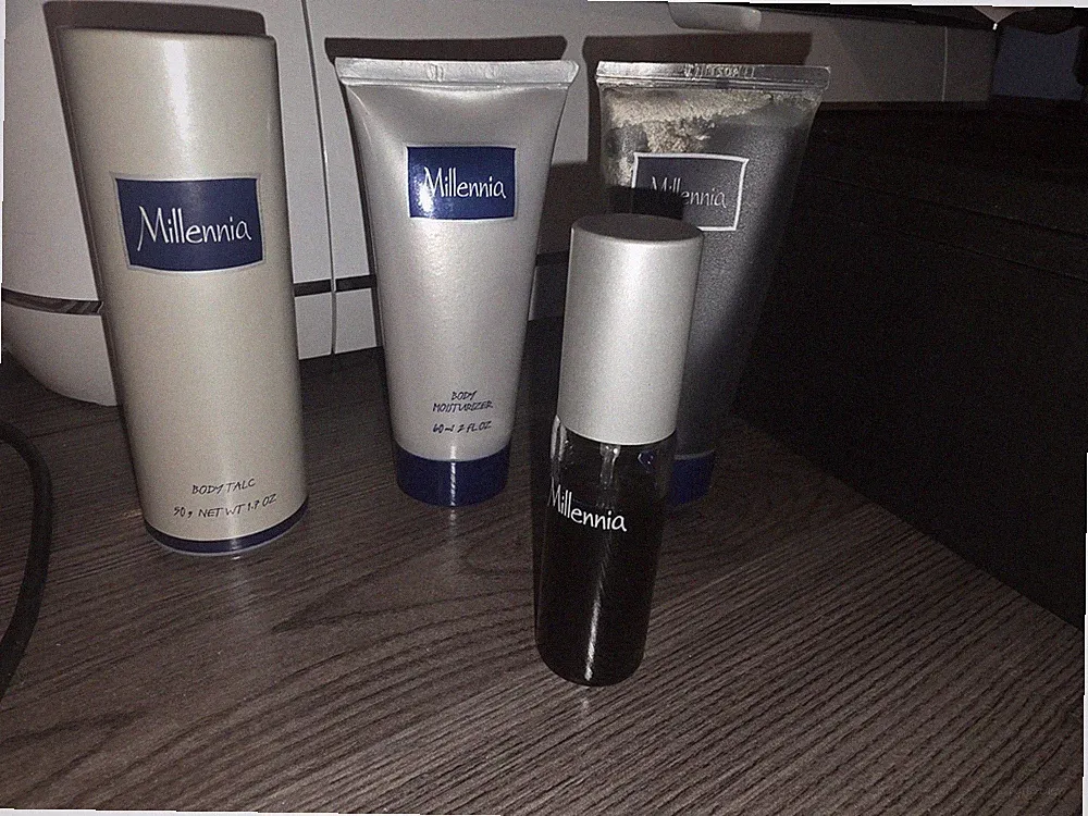 Vtge. Milllennia Mistical Journey Gift Set Eau De Perfume Spray 1.7 Fl.oz.